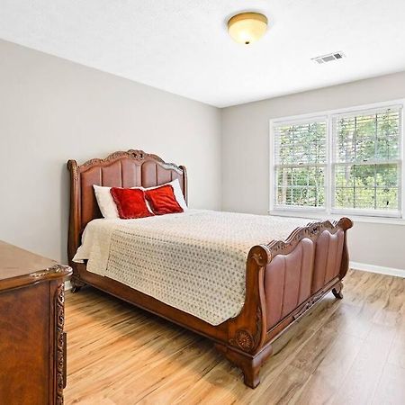 Lovely 5Bed, 3-Fullbath ! 5Min To Free Way I-85 Lawrenceville Εξωτερικό φωτογραφία
