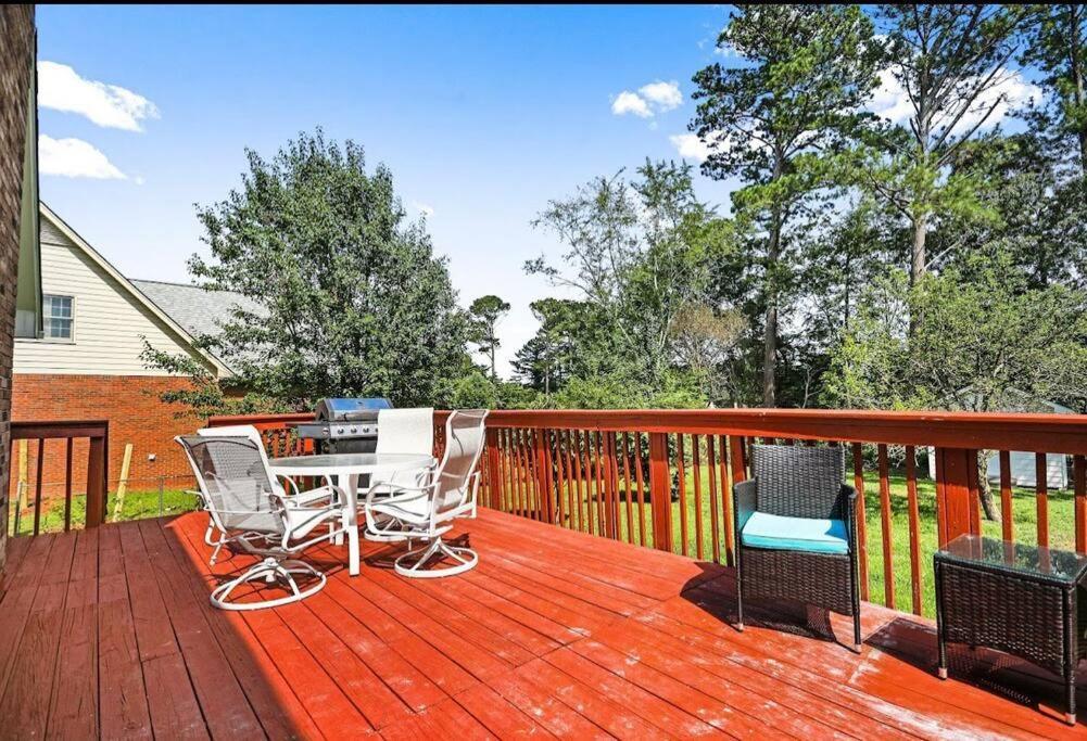 Lovely 5Bed, 3-Fullbath ! 5Min To Free Way I-85 Lawrenceville Εξωτερικό φωτογραφία