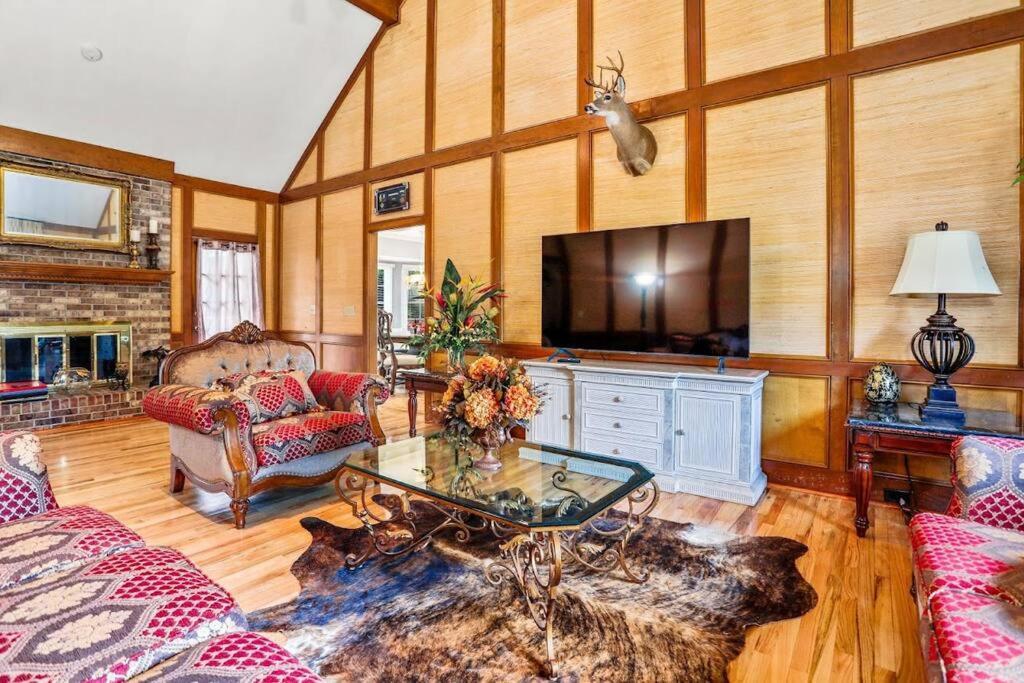 Lovely 5Bed, 3-Fullbath ! 5Min To Free Way I-85 Lawrenceville Εξωτερικό φωτογραφία