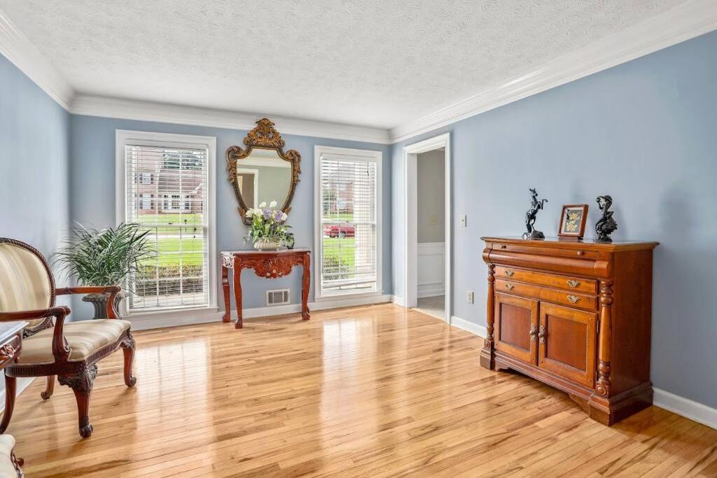 Lovely 5Bed, 3-Fullbath ! 5Min To Free Way I-85 Lawrenceville Εξωτερικό φωτογραφία
